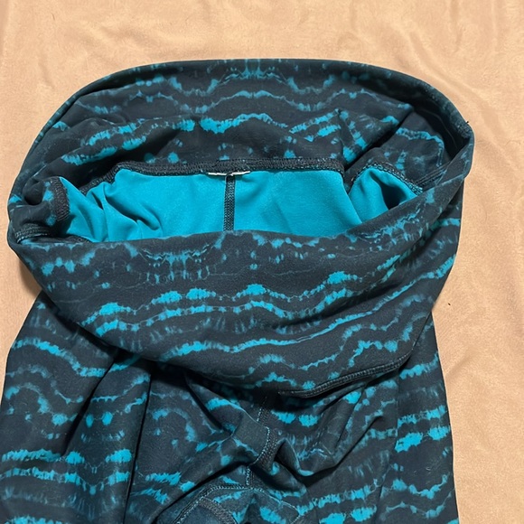 Fabletics leggings - Picture 2 of 2